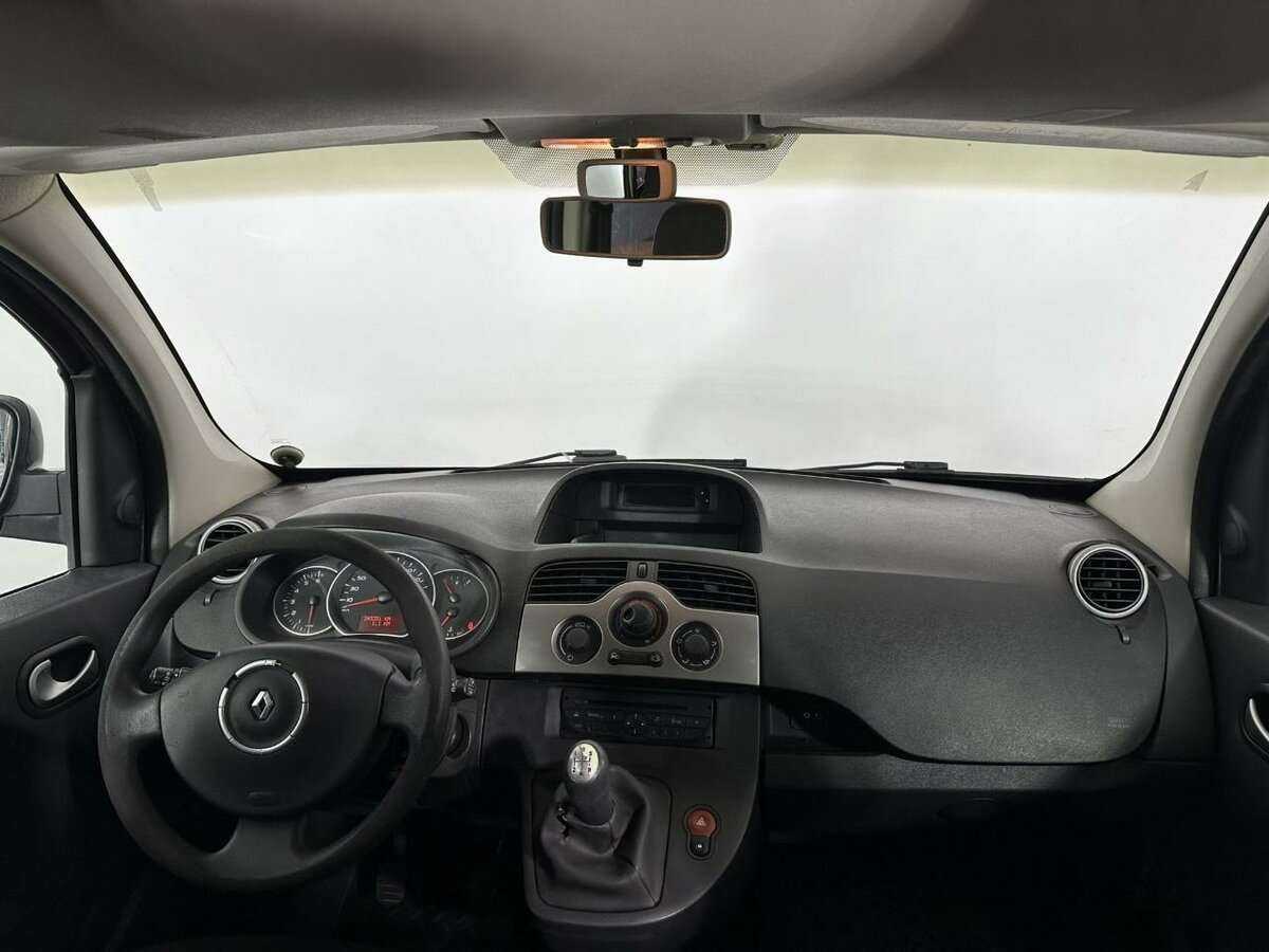 Renault Kangoo с пробегом — 2013 год. Фото: #6