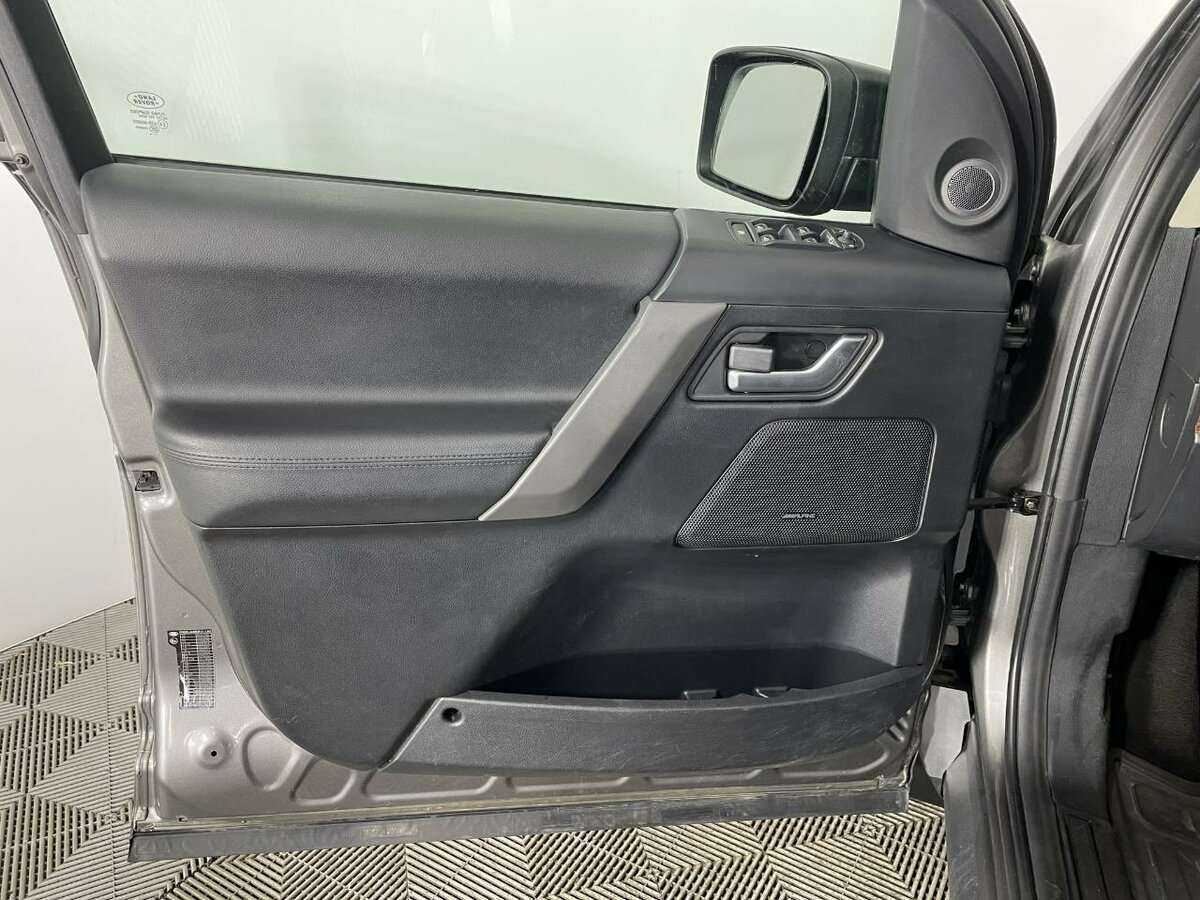 Land Rover Freelander с пробегом — 2008 год. Фото: #7