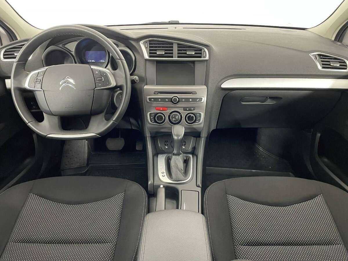 Citroen C4 с пробегом — 2021 год. Фото: #6