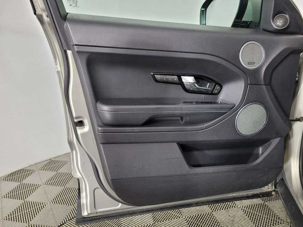 Land Rover Range Rover Evoque с пробегом — 2011 год. Фото: #7