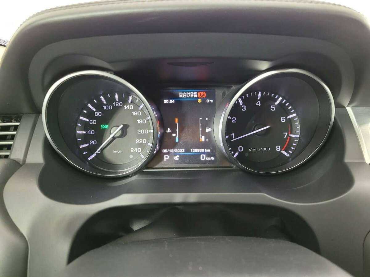 Land Rover Range Rover Evoque с пробегом — 2011 год. Фото: #10