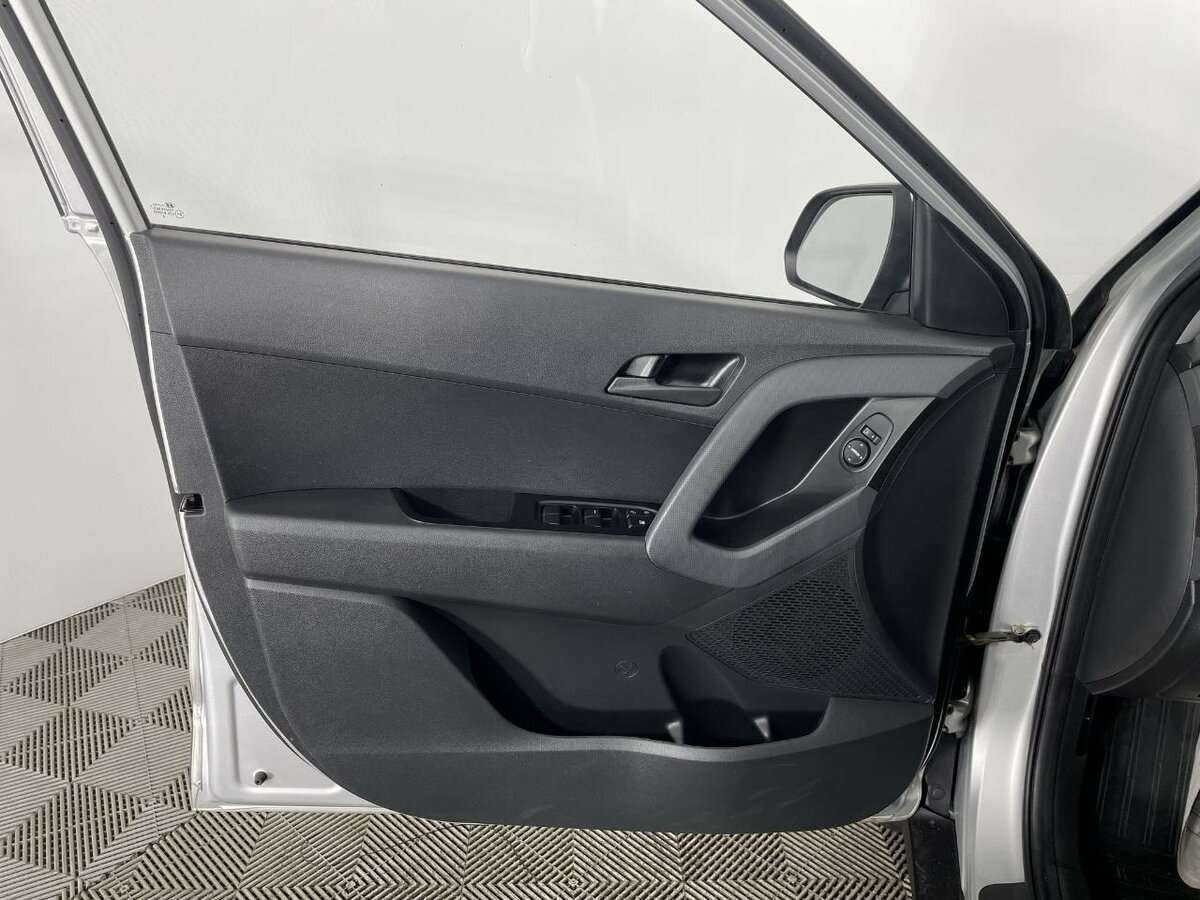 Hyundai Creta с пробегом — 2021 год. Фото: #7