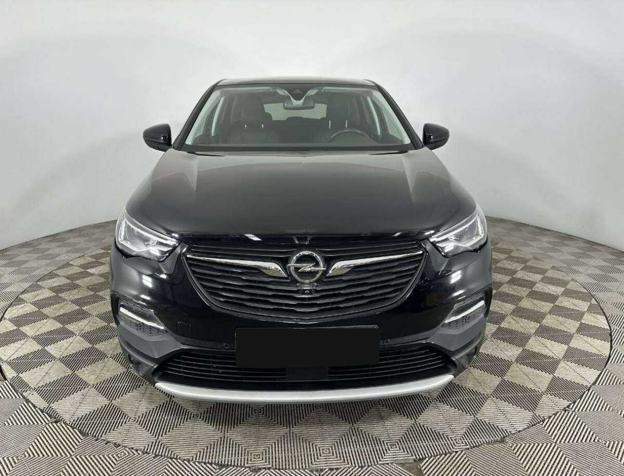 Opel Grandland с пробегом — 2021 год. Фото: #1