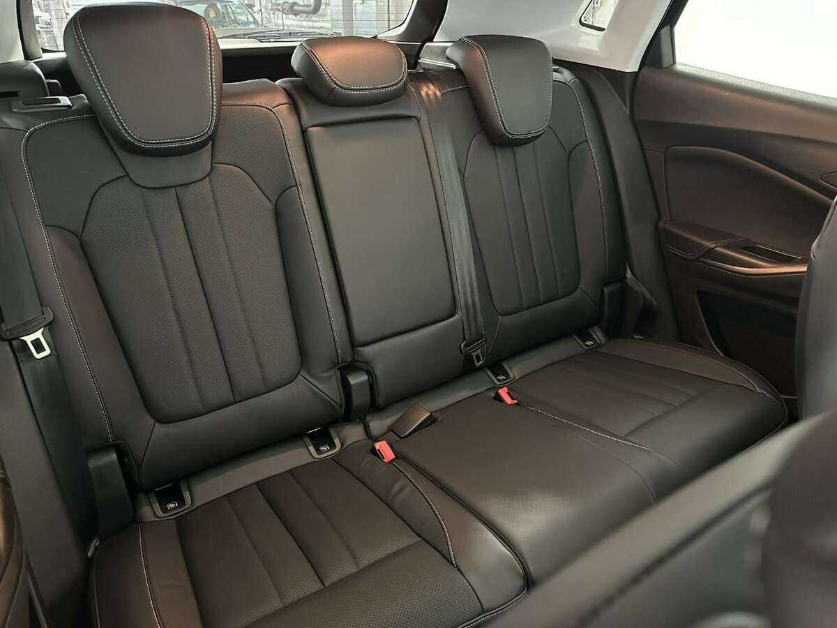 Opel Grandland с пробегом — 2021 год. Фото: #15