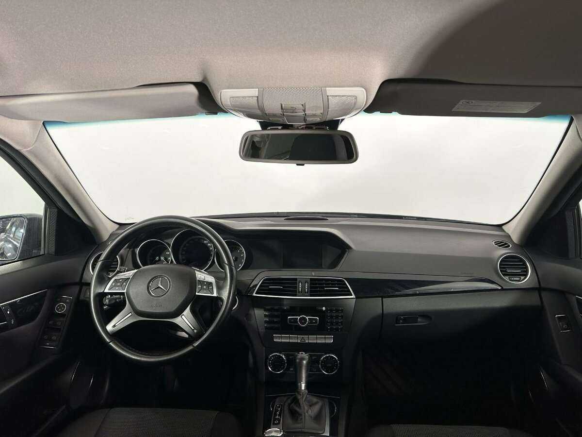 Mercedes-Benz C-Класс с пробегом — 2011 год. Фото: #6