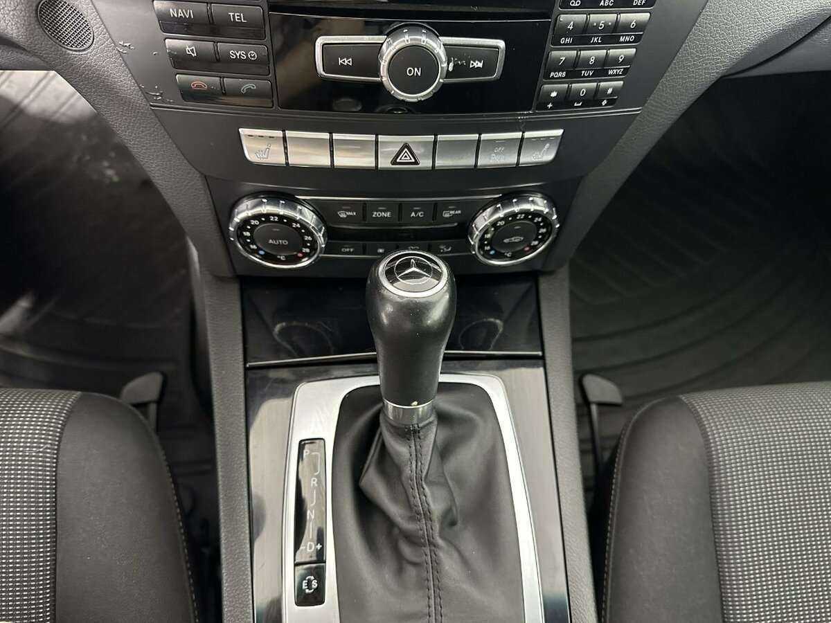 Mercedes-Benz C-Класс с пробегом — 2011 год. Фото: #12