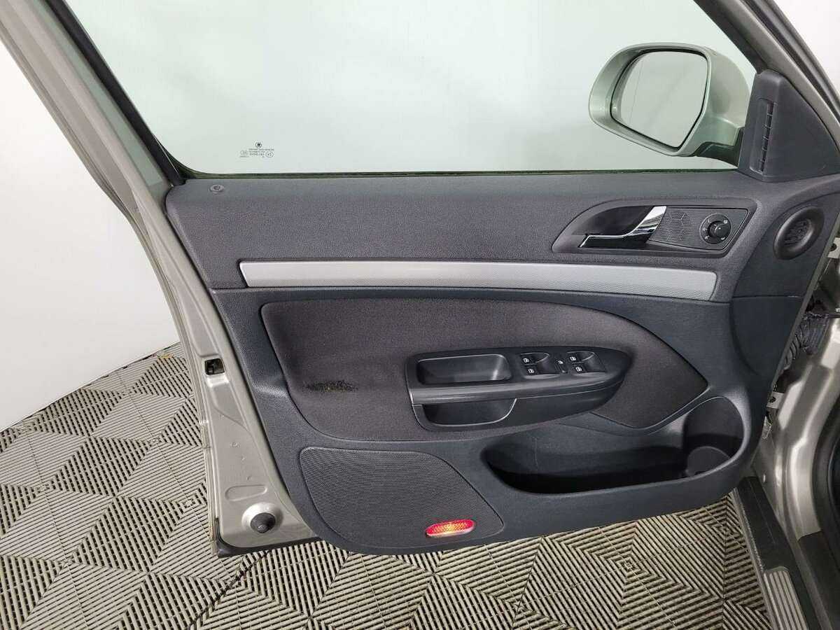 Skoda Octavia с пробегом — 2010 год. Фото: #7