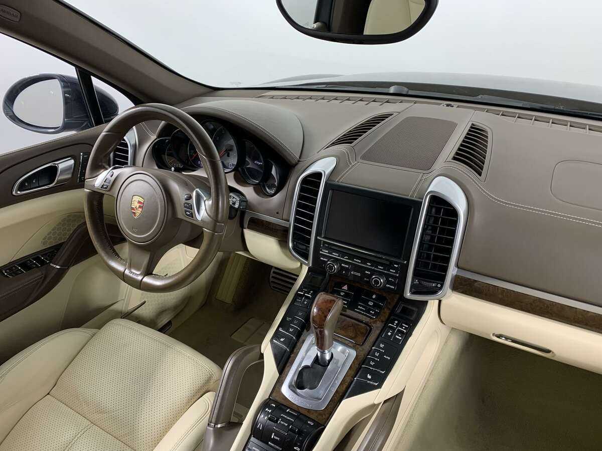 Porsche Cayenne с пробегом — 2012 год. Фото: #7