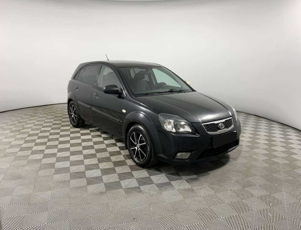 Kia Rio с пробегом — 2010 год. Фото: #2