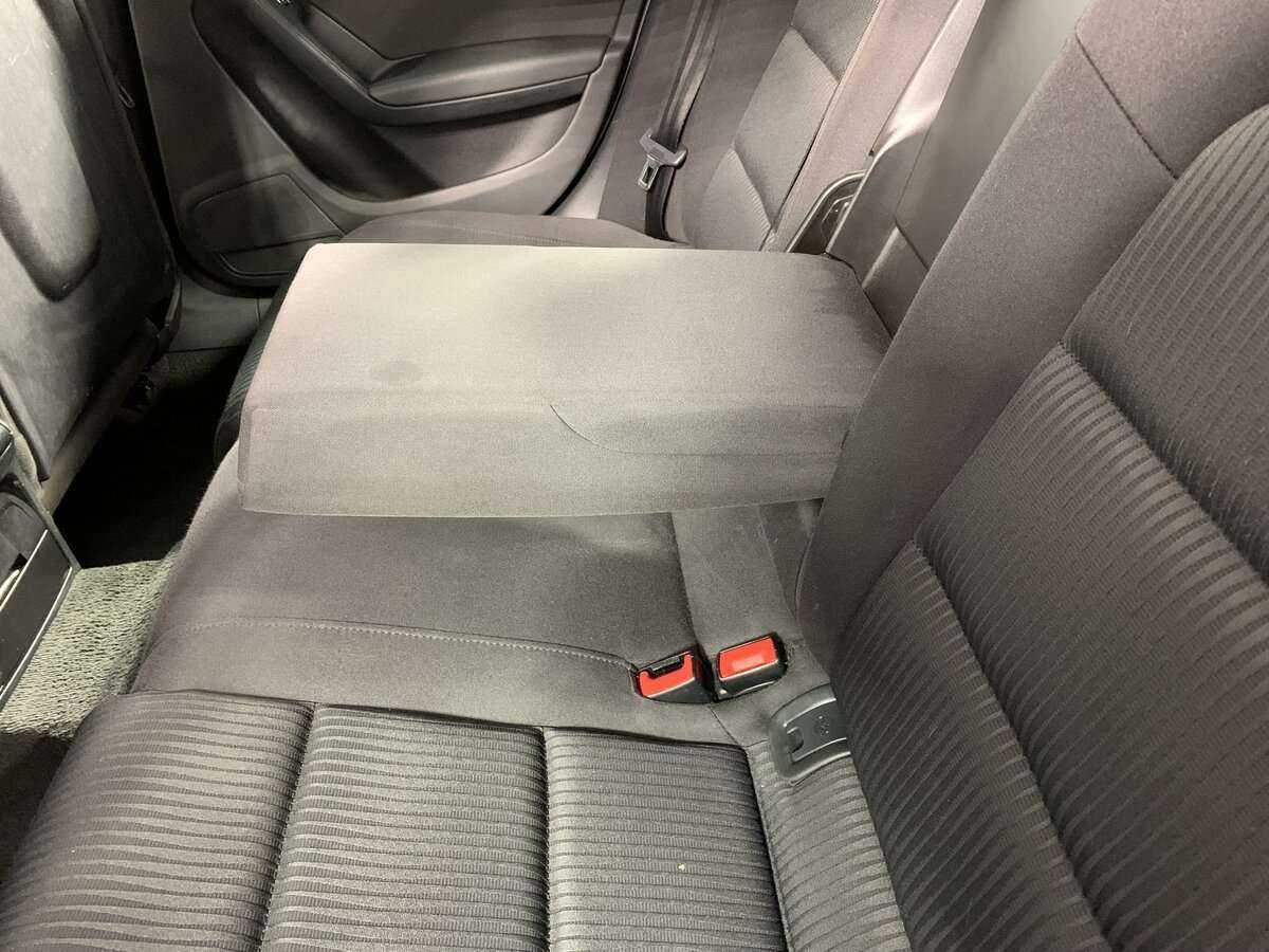 Audi A4 с пробегом — 2013 год. Фото: #14