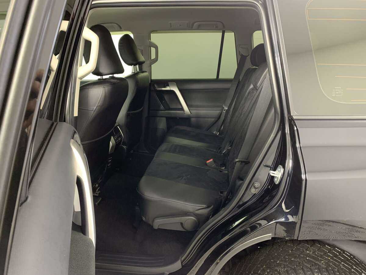 Toyota Land Cruiser Prado с пробегом — 2020 год. Фото: #8