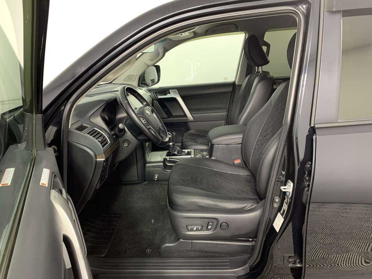 Toyota Land Cruiser Prado с пробегом — 2020 год. Фото: #12