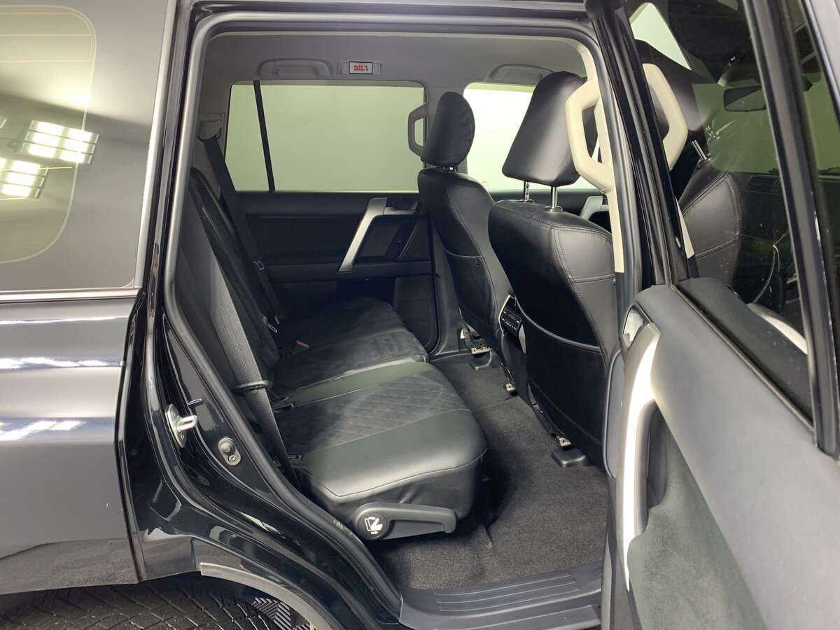 Toyota Land Cruiser Prado с пробегом — 2020 год. Фото: #14