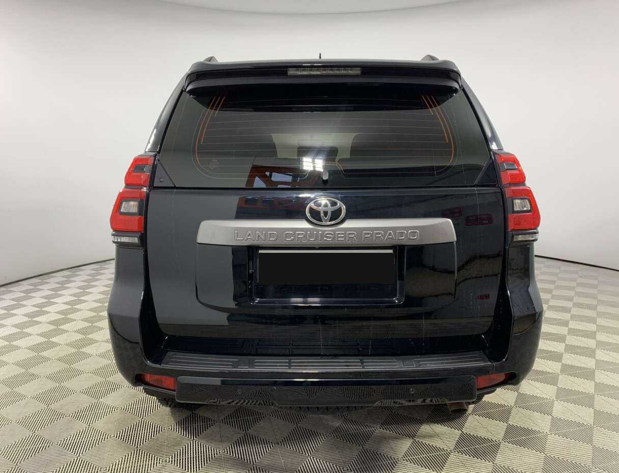 Toyota Land Cruiser Prado с пробегом — 2021 год. Фото: #4
