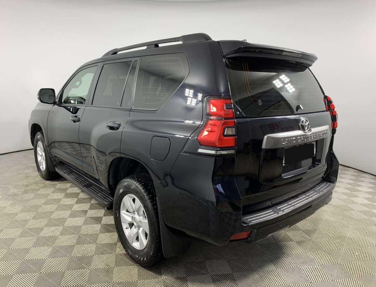 Toyota Land Cruiser Prado с пробегом — 2021 год. Фото: #5