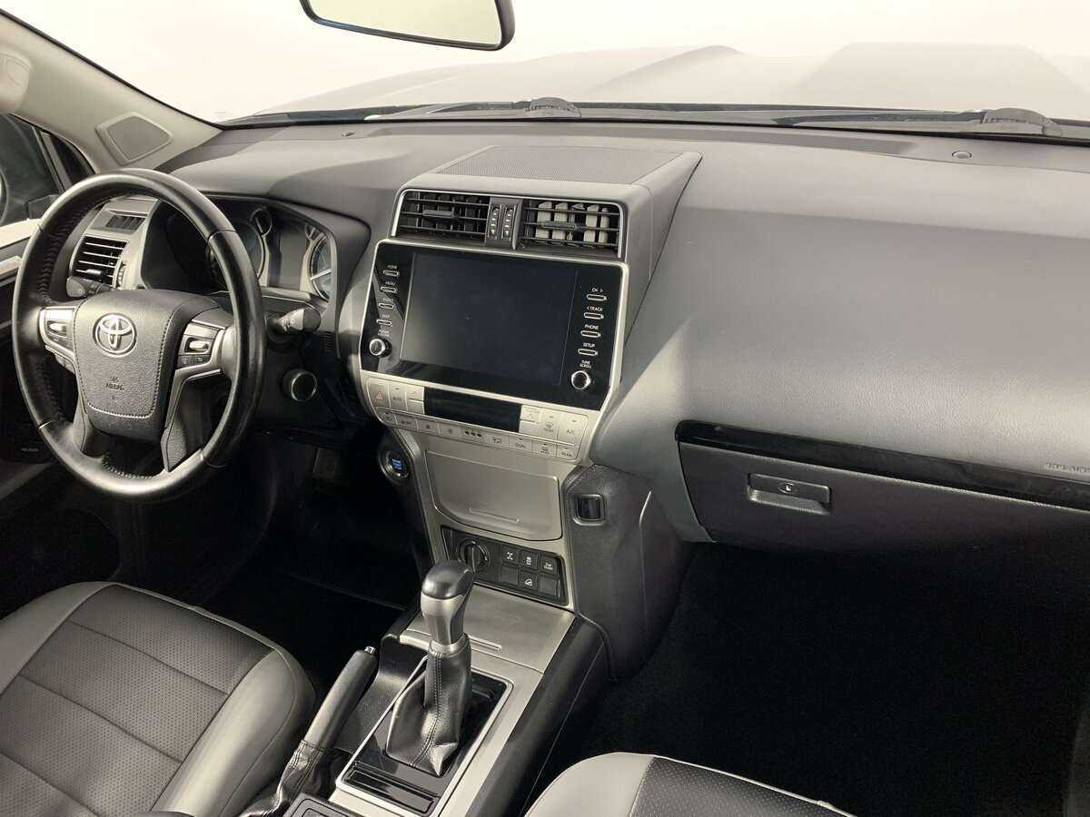 Toyota Land Cruiser Prado с пробегом — 2021 год. Фото: #6