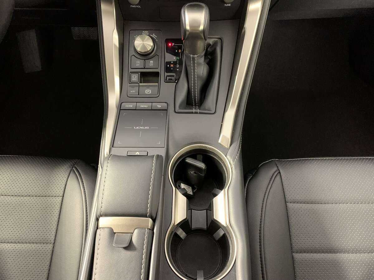 Lexus NX с пробегом — 2020 год. Фото: #17