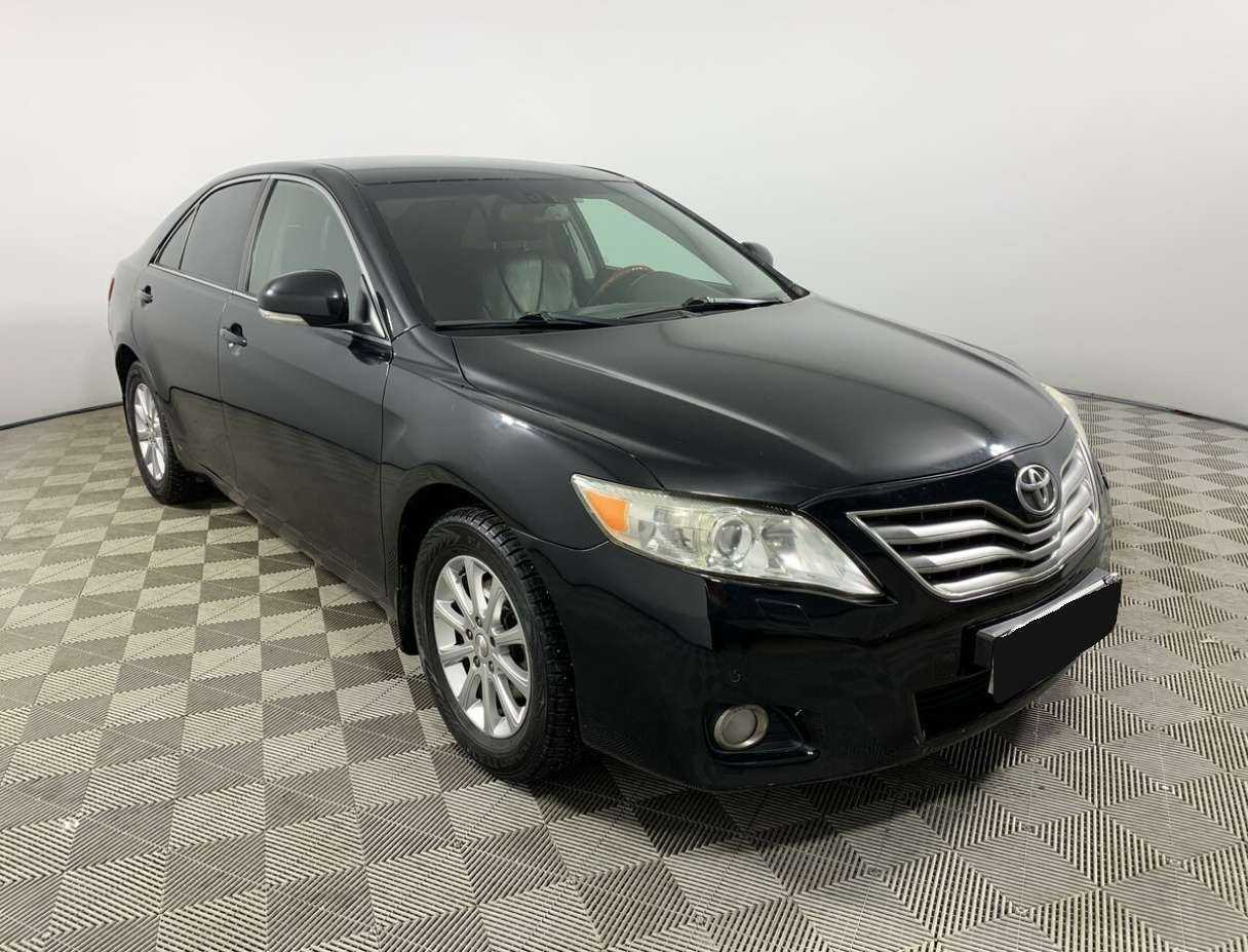 Toyota Camry с пробегом — 2011 год. Фото: #1