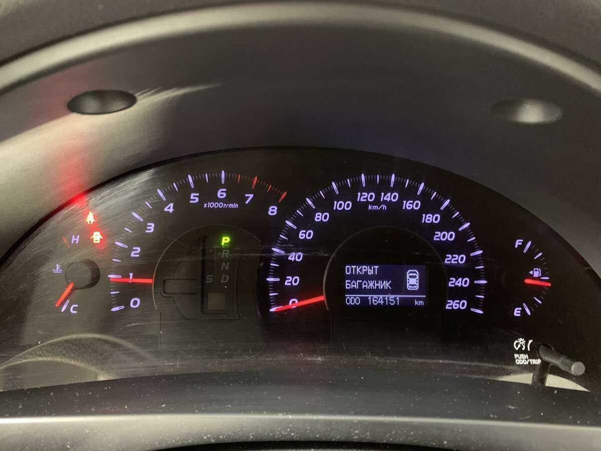 Toyota Camry с пробегом — 2011 год. Фото: #9