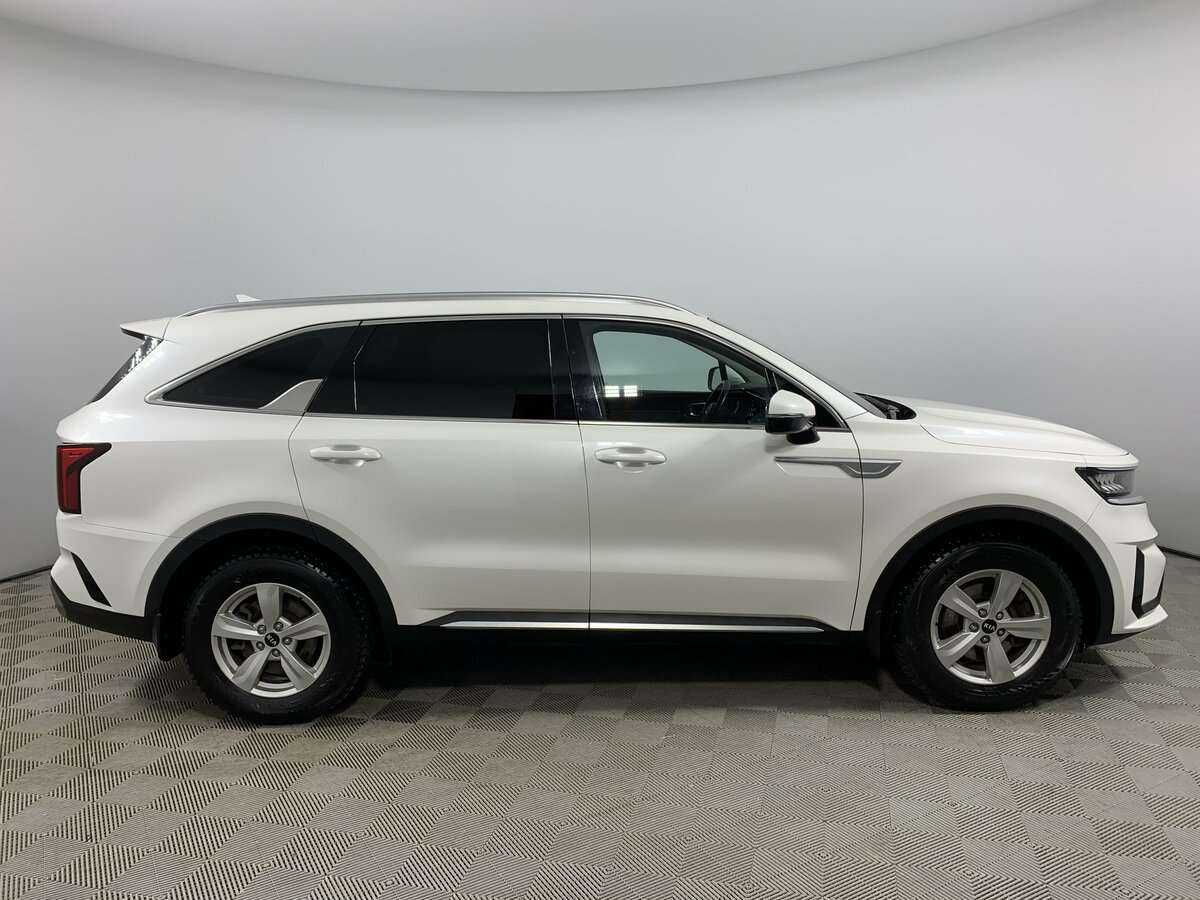 Kia Sorento с пробегом — 2021 год. Фото: #3