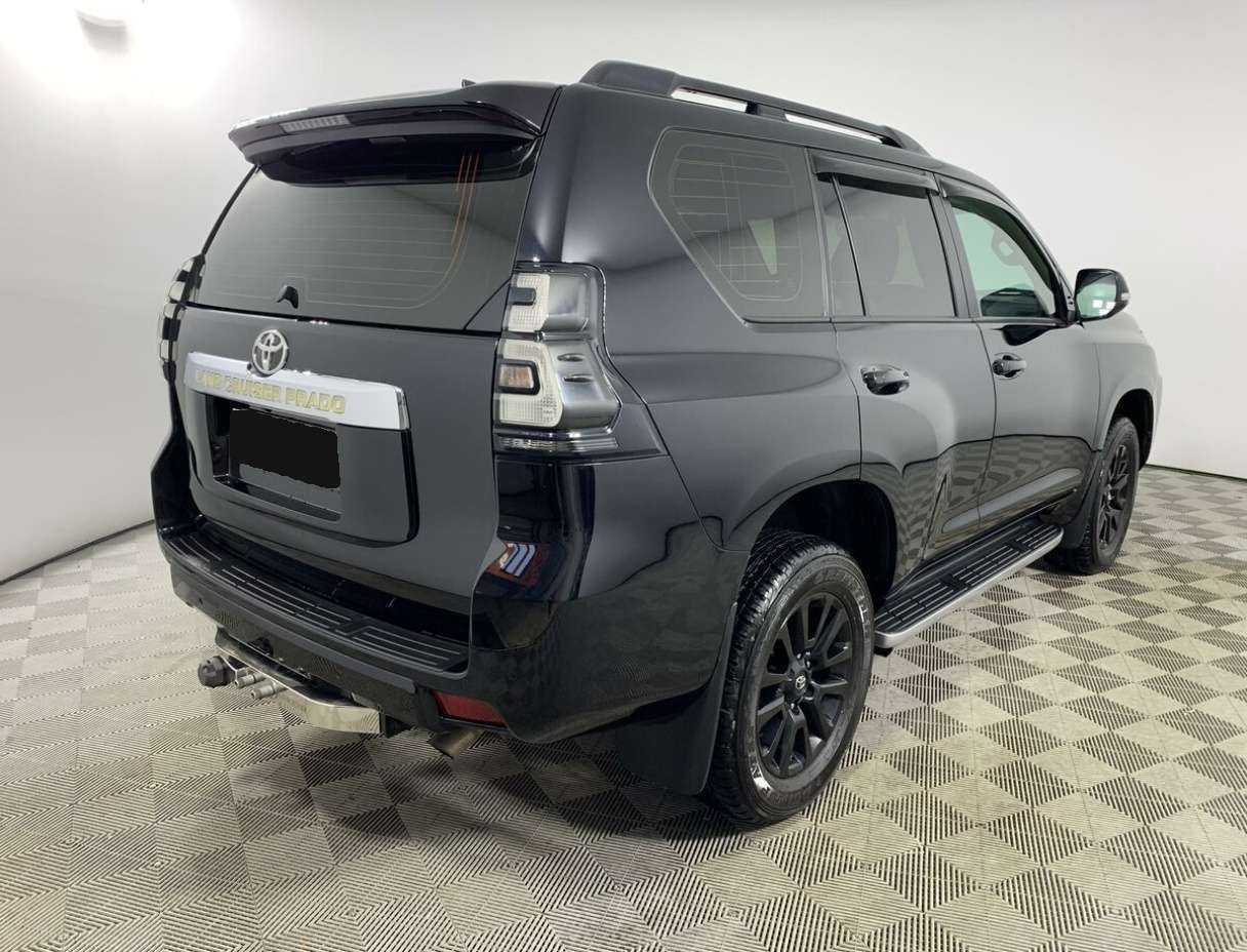 Toyota Land Cruiser Prado с пробегом — 2021 год. Фото: #4