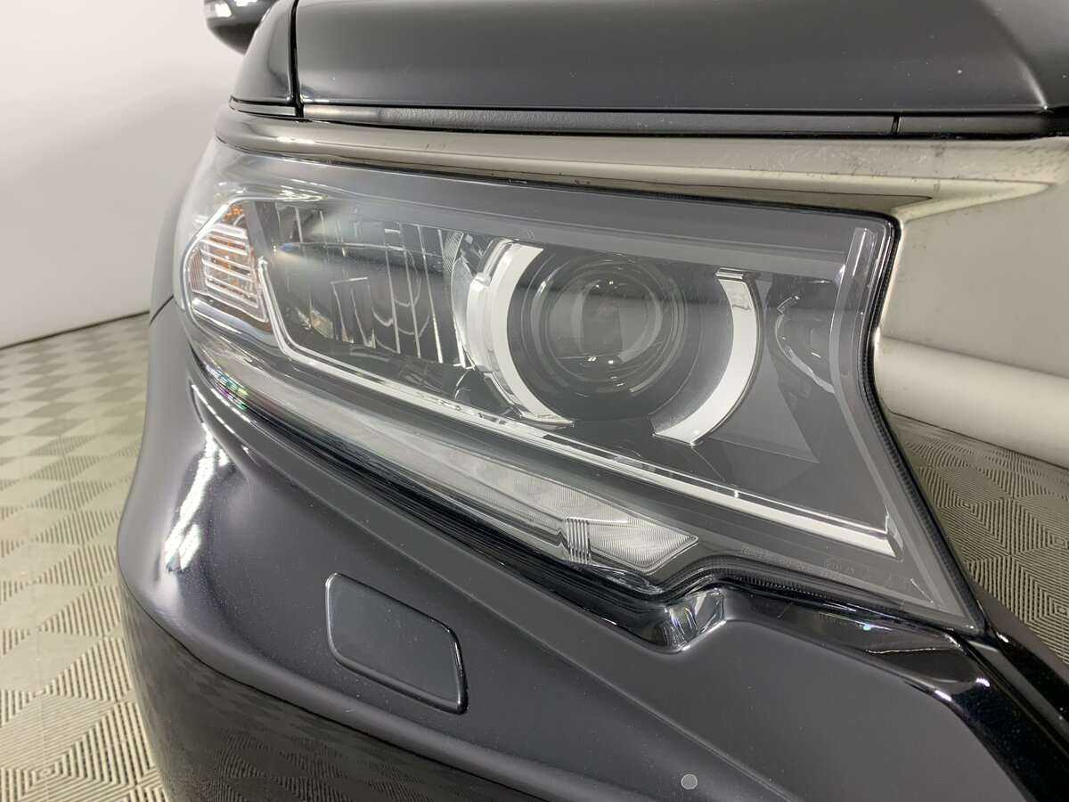 Toyota Land Cruiser Prado с пробегом — 2021 год. Фото: #16