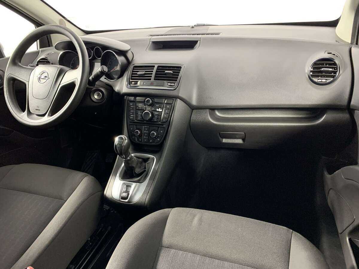 Opel Meriva с пробегом — 2013 год. Фото: #10