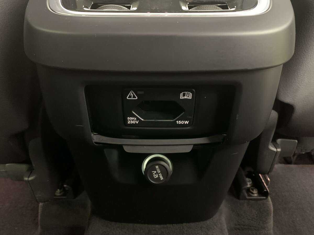 Volvo XC90 с пробегом — 2016 год. Фото: #20