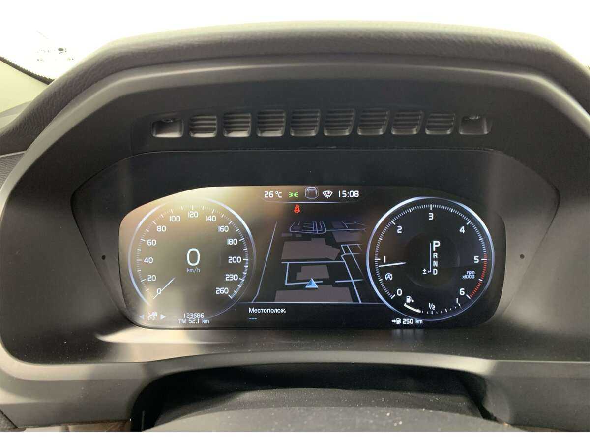 Volvo XC90 с пробегом — 2016 год. Фото: #21