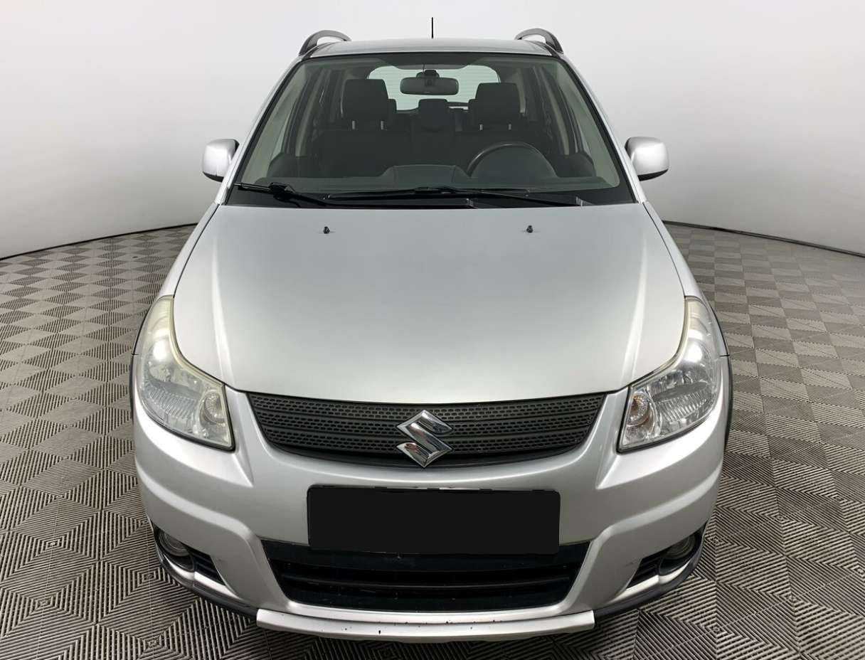 Suzuki SX4 с пробегом — 2010 год. Фото: #1