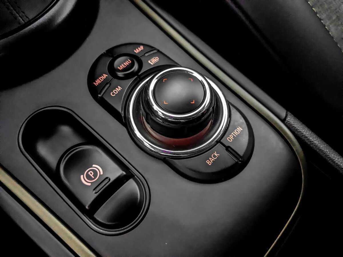 Mini Countryman с пробегом — 2022 год. Фото: #24