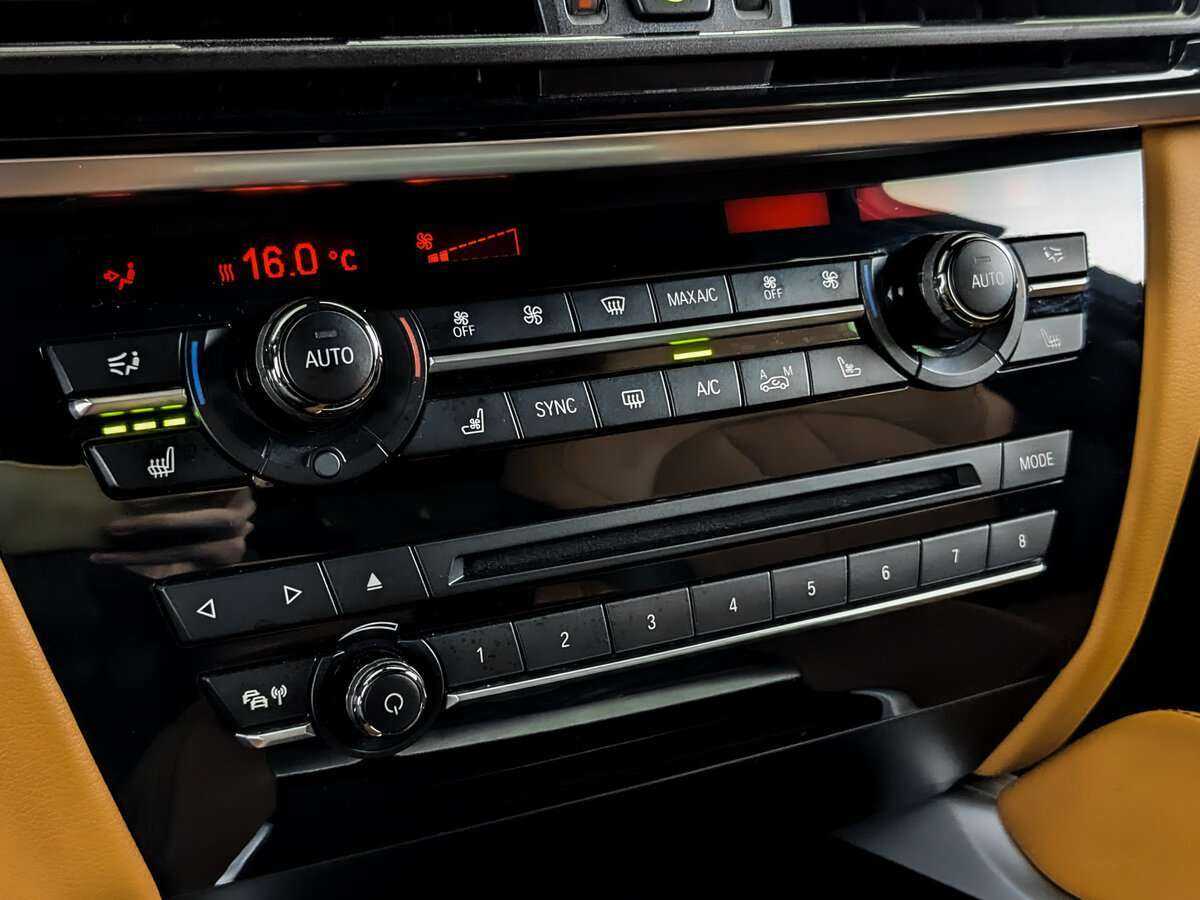 BMW X6 с пробегом — 2015 год. Фото: #19