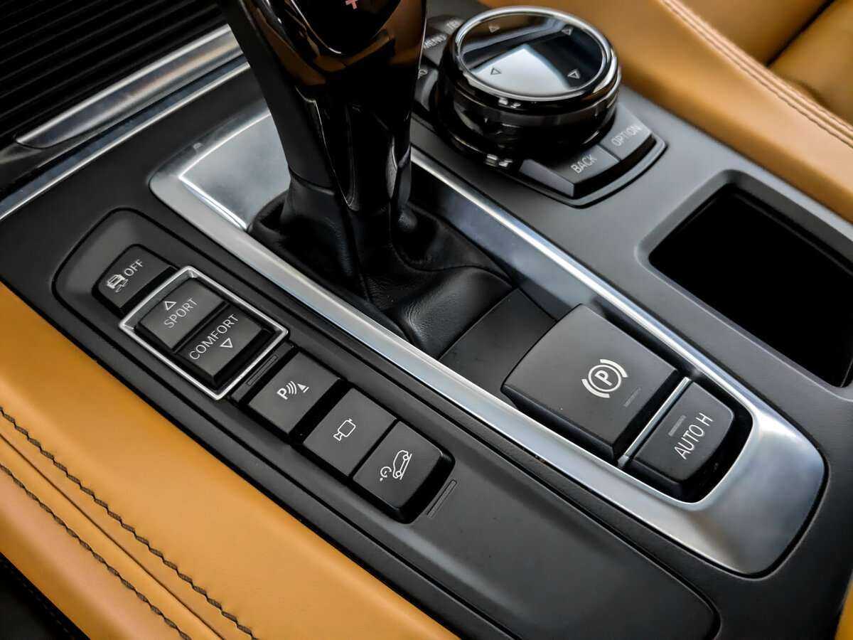 BMW X6 с пробегом — 2015 год. Фото: #21