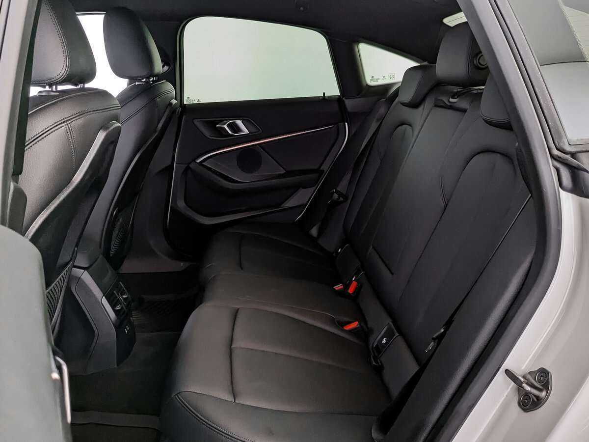 BMW 2 серии с пробегом — 2021 год. Фото: #11