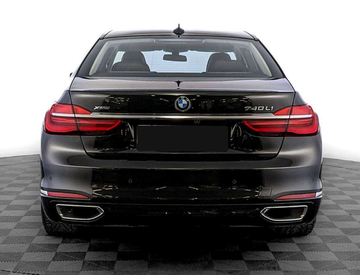 BMW 7 серии с пробегом — 2016 год. Фото: #4