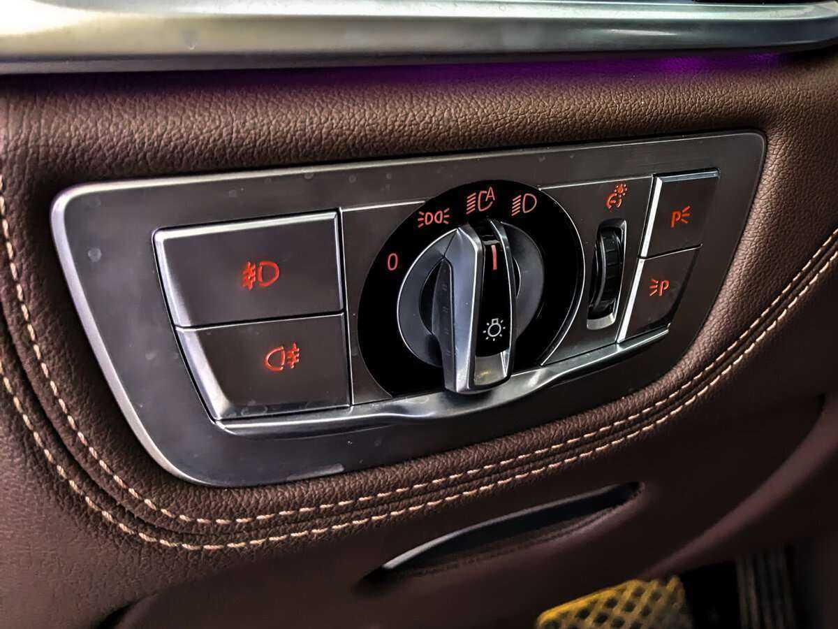 BMW 7 серии с пробегом — 2016 год. Фото: #23