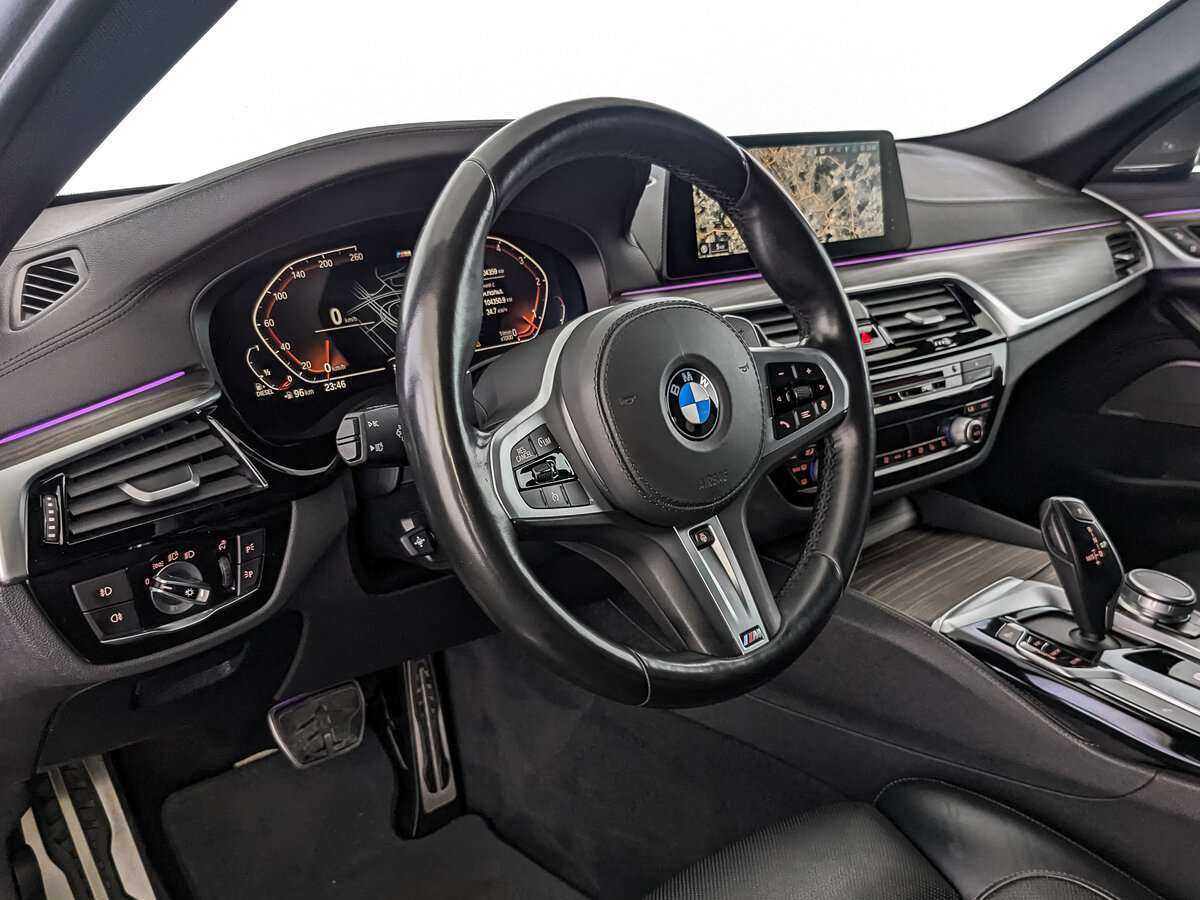 BMW 5 серии с пробегом — 2019 год. Фото: #10