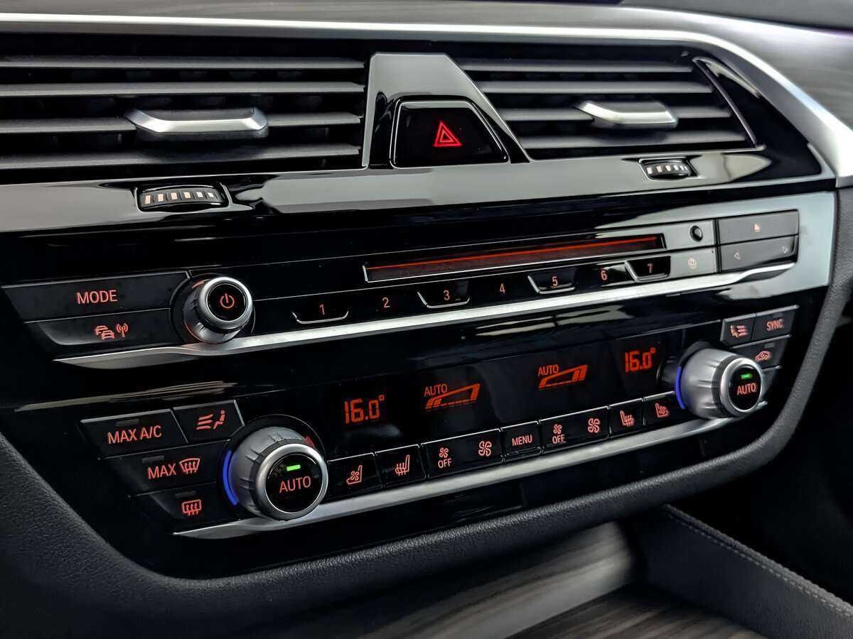 BMW 5 серии с пробегом — 2019 год. Фото: #14