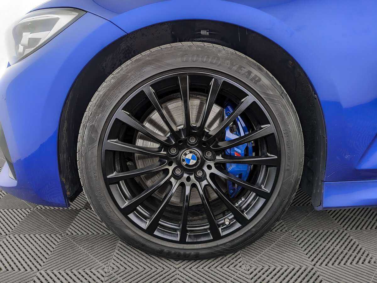 BMW 3 серии с пробегом — 2019 год. Фото: #11