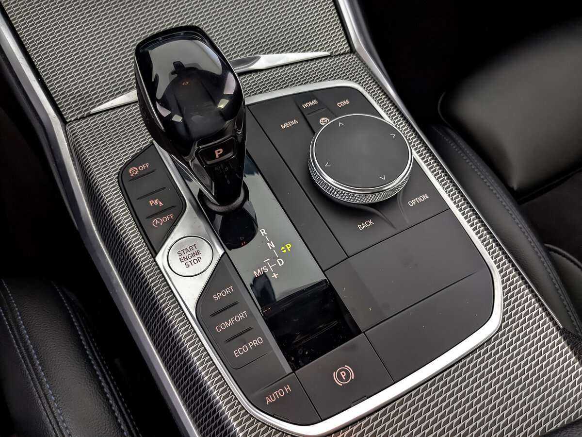 BMW 3 серии с пробегом — 2019 год. Фото: #24