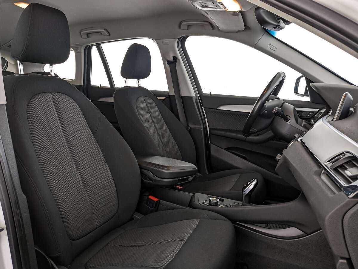BMW X1 с пробегом — 2019 год. Фото: #19