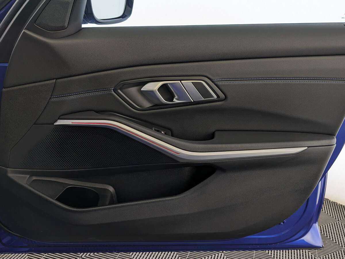 BMW 3 серии с пробегом — 2020 год. Фото: #20