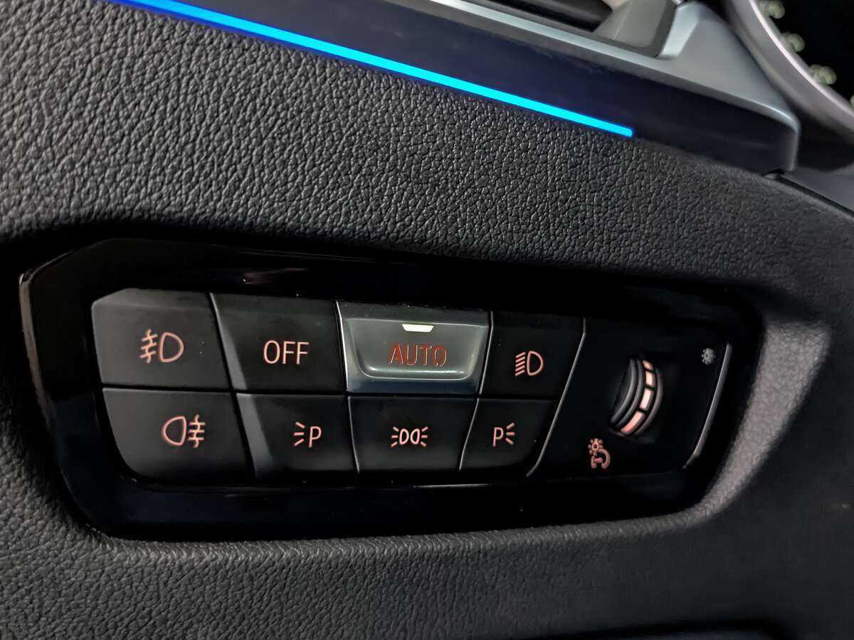 BMW 3 серии с пробегом — 2020 год. Фото: #22