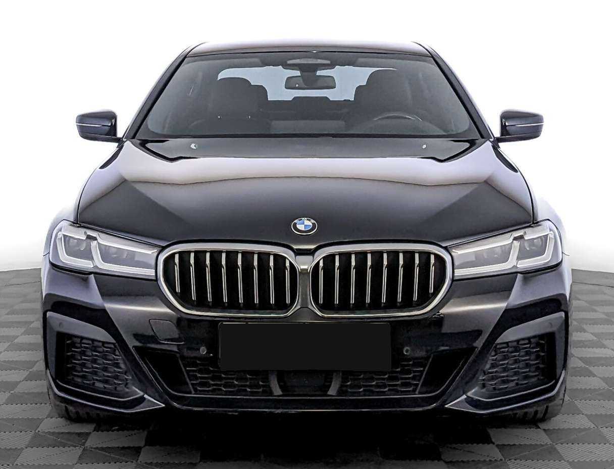 BMW 5 серии с пробегом — 2021 год. Фото: #1