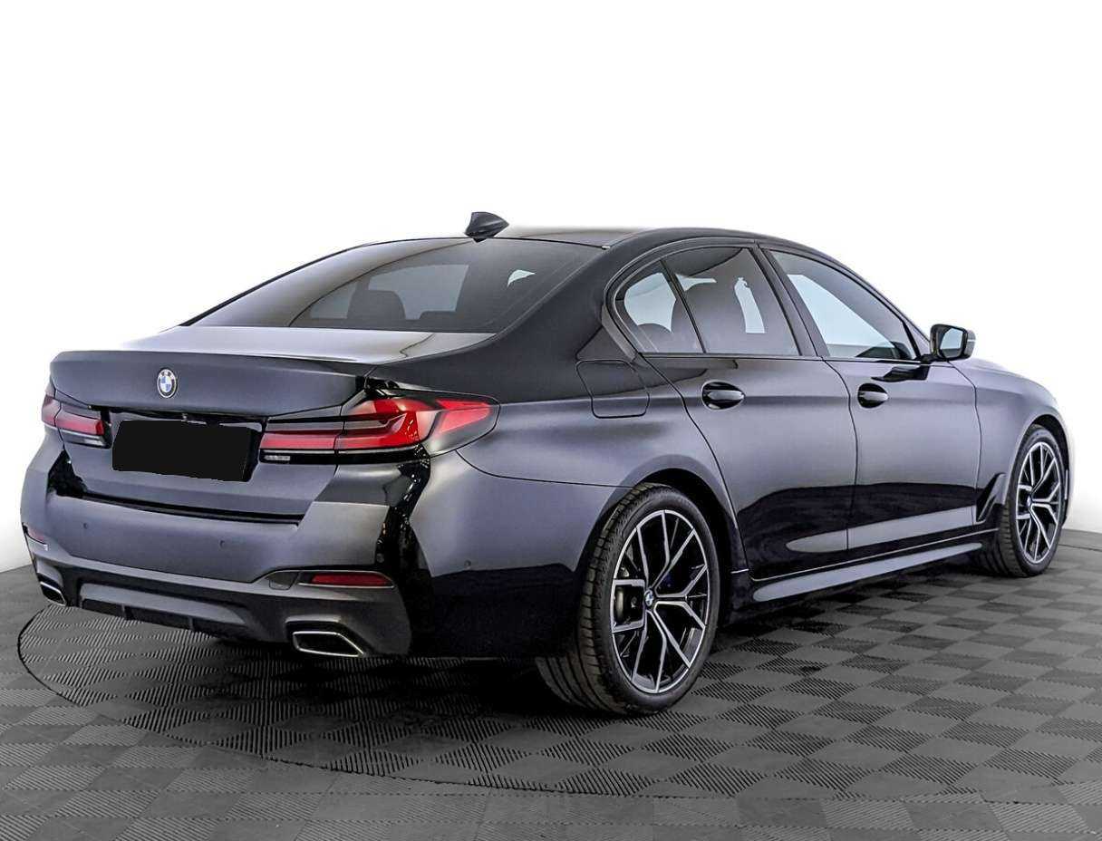 BMW 5 серии с пробегом — 2021 год. Фото: #3