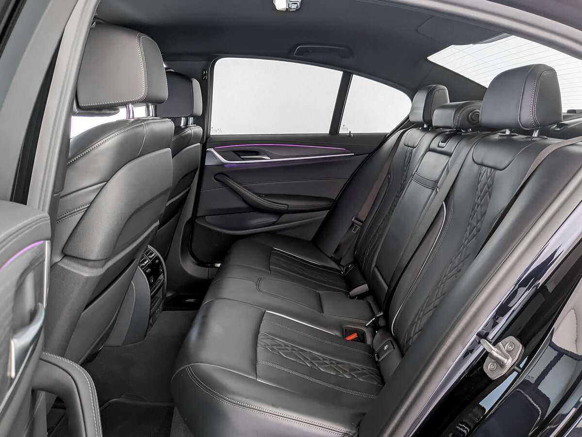 BMW 5 серии с пробегом — 2021 год. Фото: #8