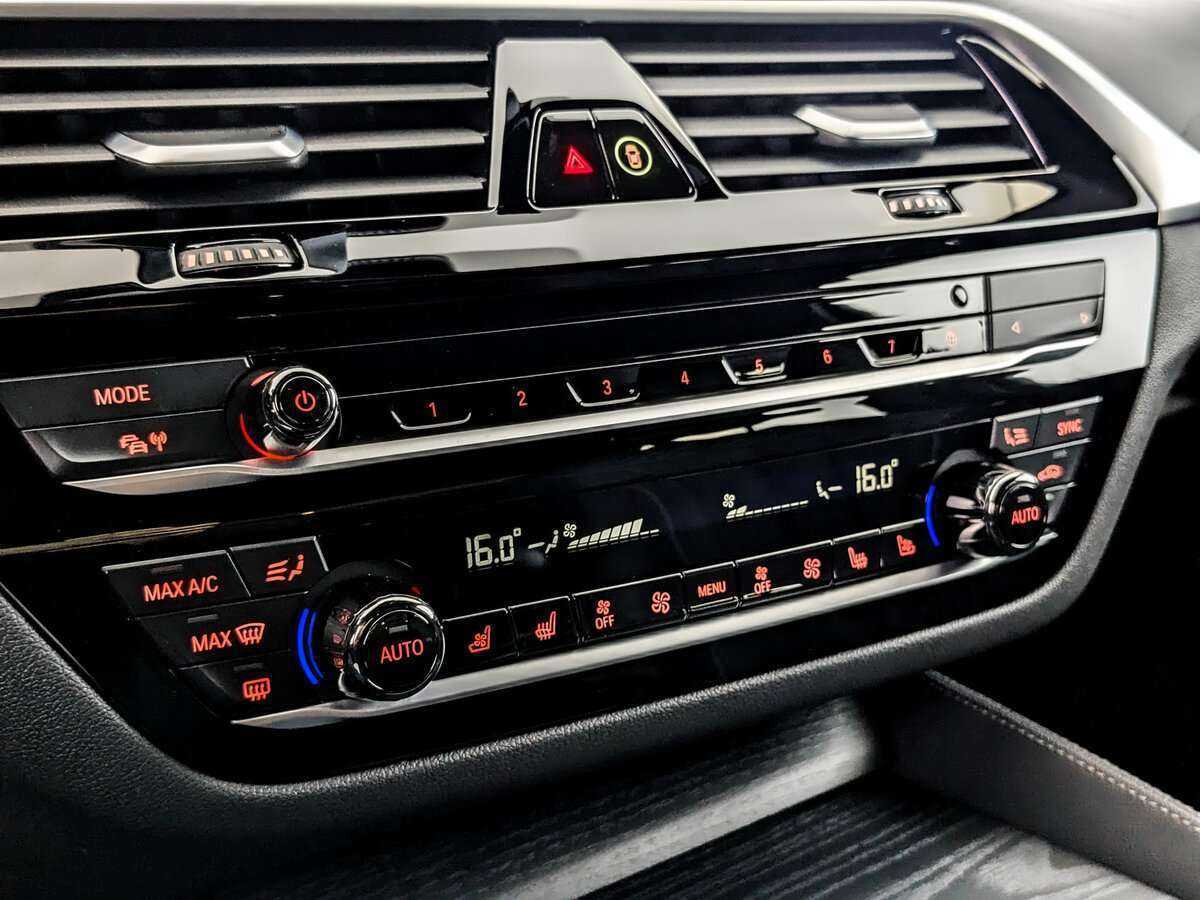 BMW 5 серии с пробегом — 2021 год. Фото: #19