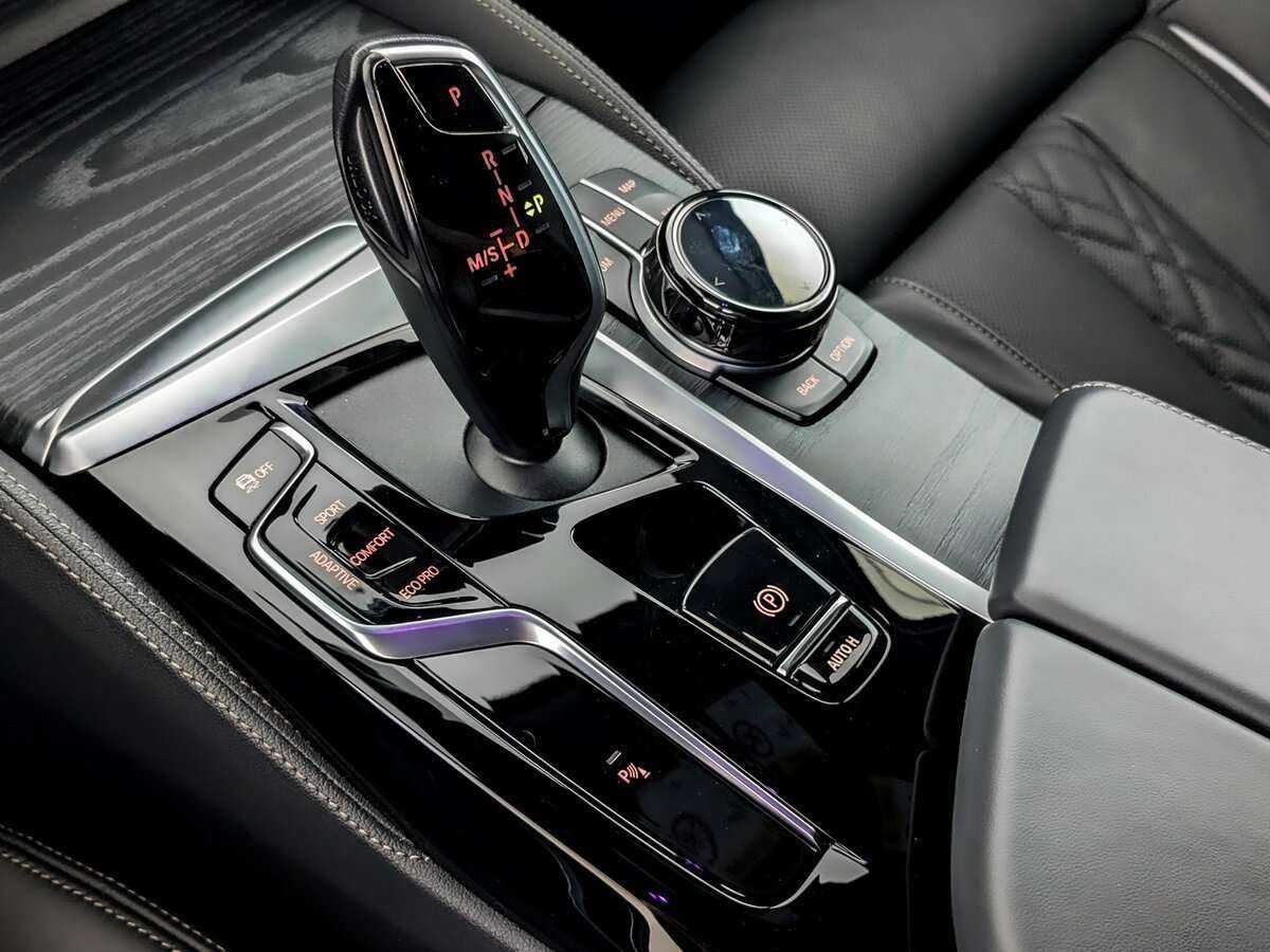 BMW 5 серии с пробегом — 2021 год. Фото: #20