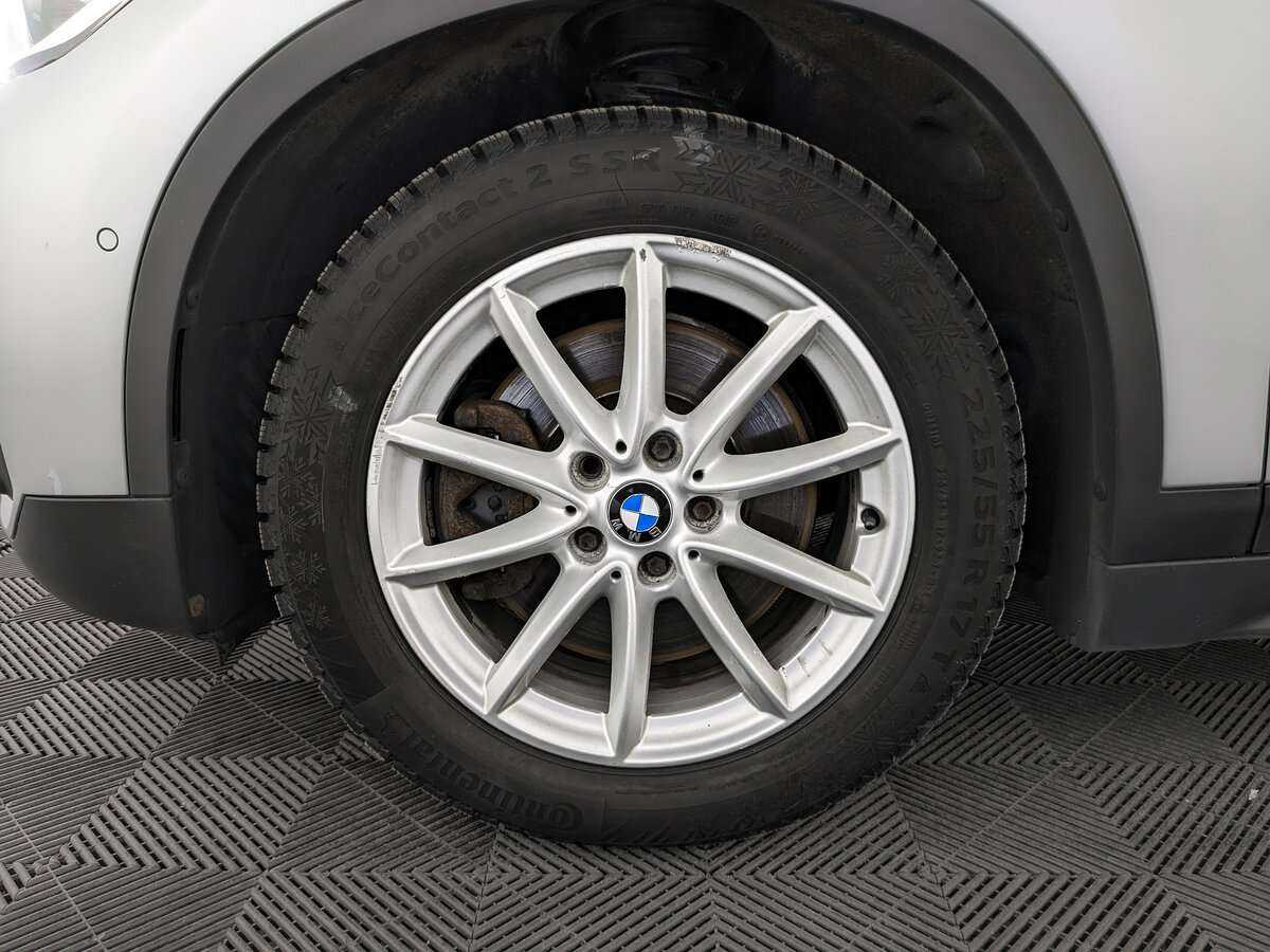 BMW X1 с пробегом — 2015 год. Фото: #11