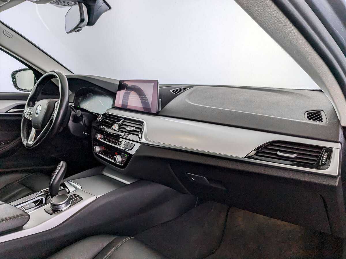 BMW 5 серии с пробегом — 2019 год. Фото: #8